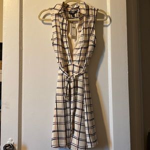 NWT White checkered sleeveless dress